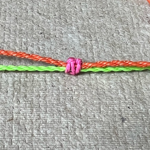 ‘Neon Shell’ Bracelet - Picture 5 of 7
